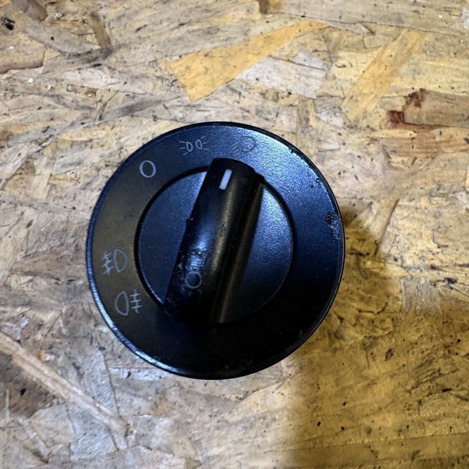 VOLKSWAGEN POLO HEADLIGHT CONTROL SWITCH 6Q0941531C #2