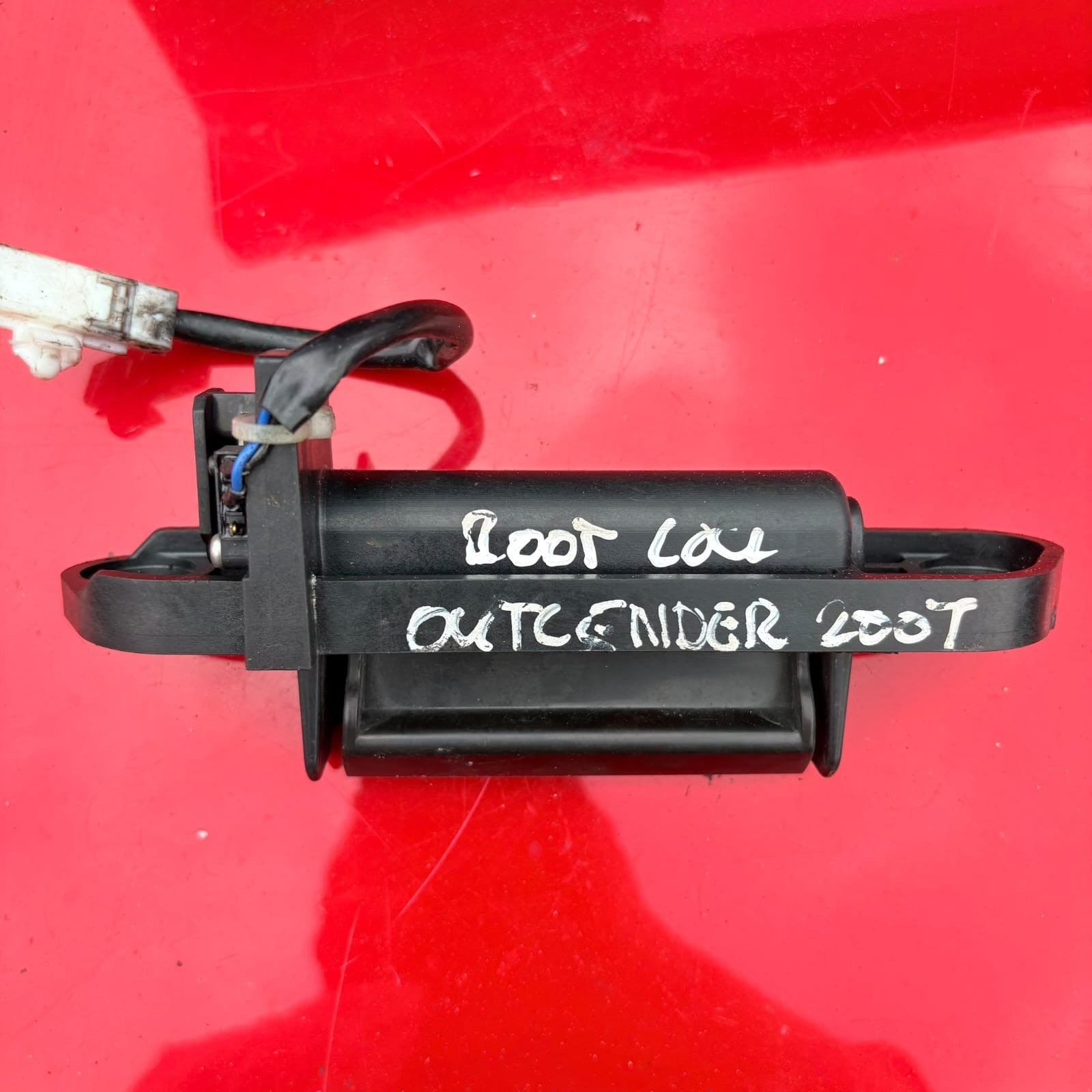 Mitsubishi Outlander CW0W Tailgate Boot Handle Release MR959664 12/2005-04/2013