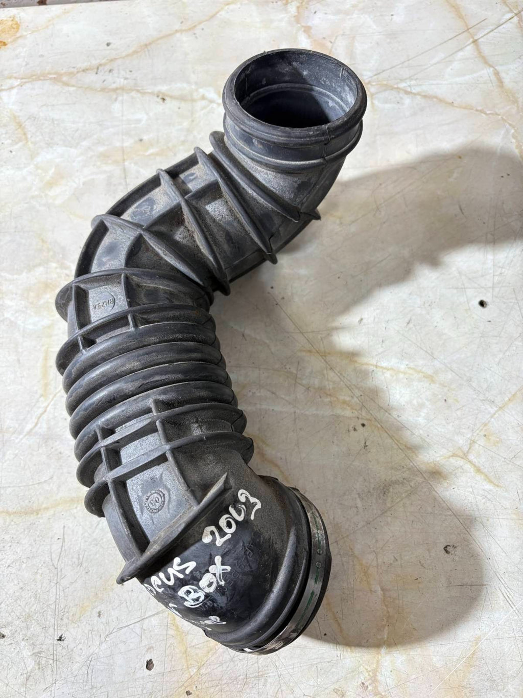 FORD FOCUS MK1 (98-04) INTAKE AIR BOX TO THROTTLE BODY HOSE PIPE A 1.6 PETROL