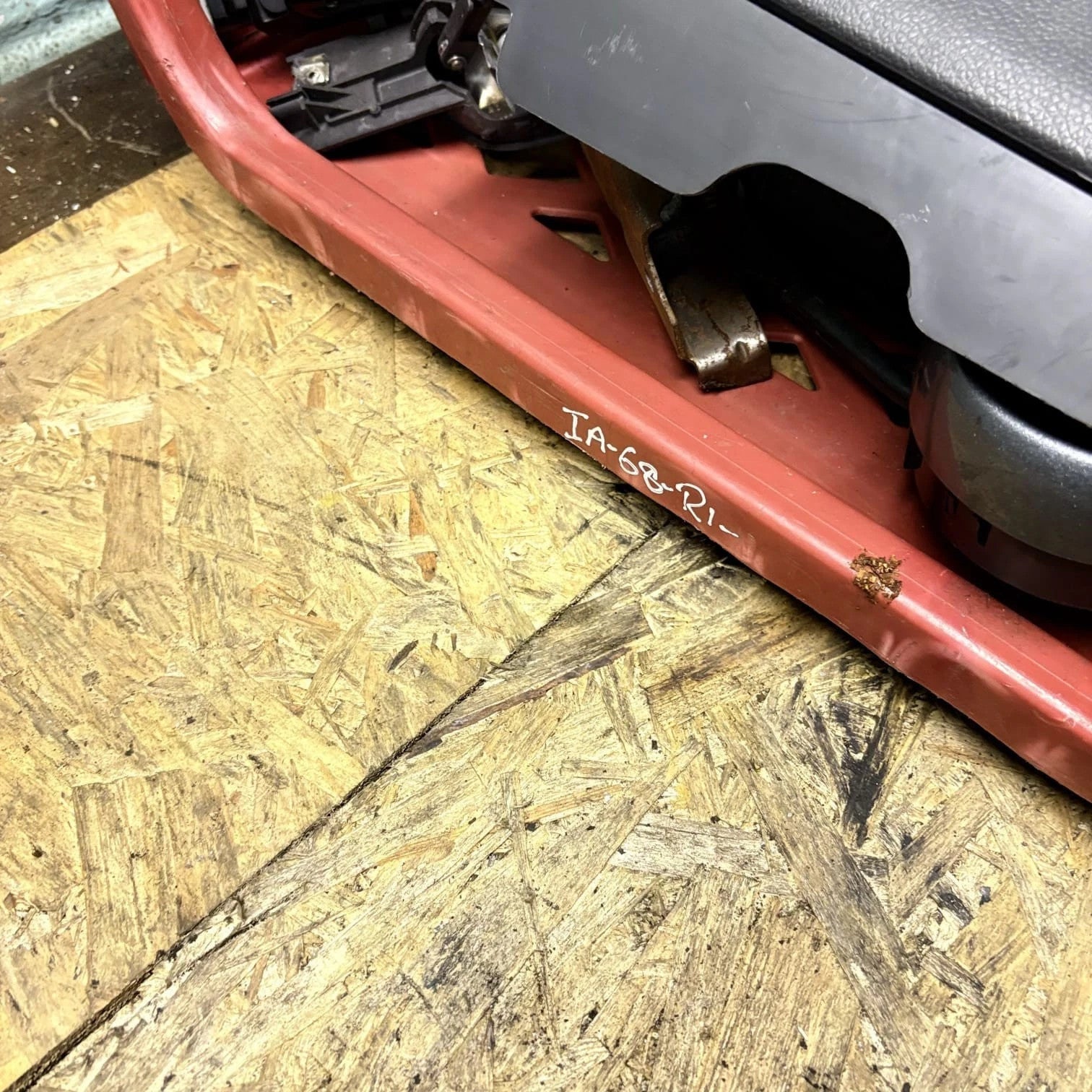 Toyota Aygo Peugeot 107 Citroen C1 2005-2014 RH Inside Handle Trim 74645-0H010