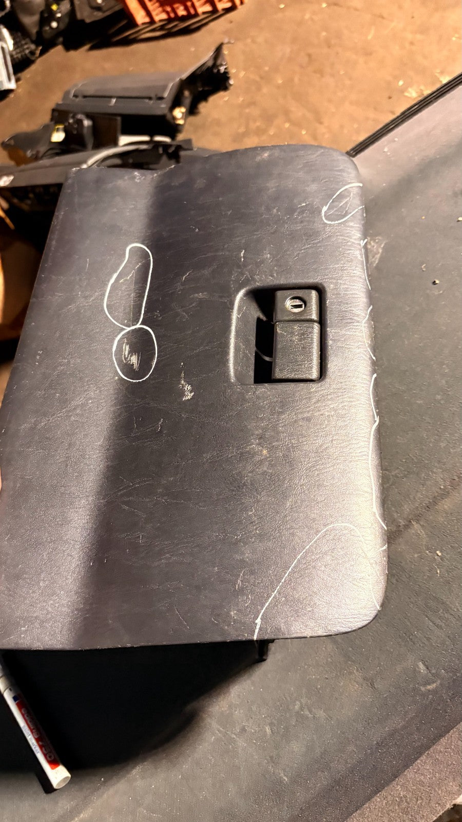 2004 TOYOTA RAV4 GLOVE BOX 55550-42030