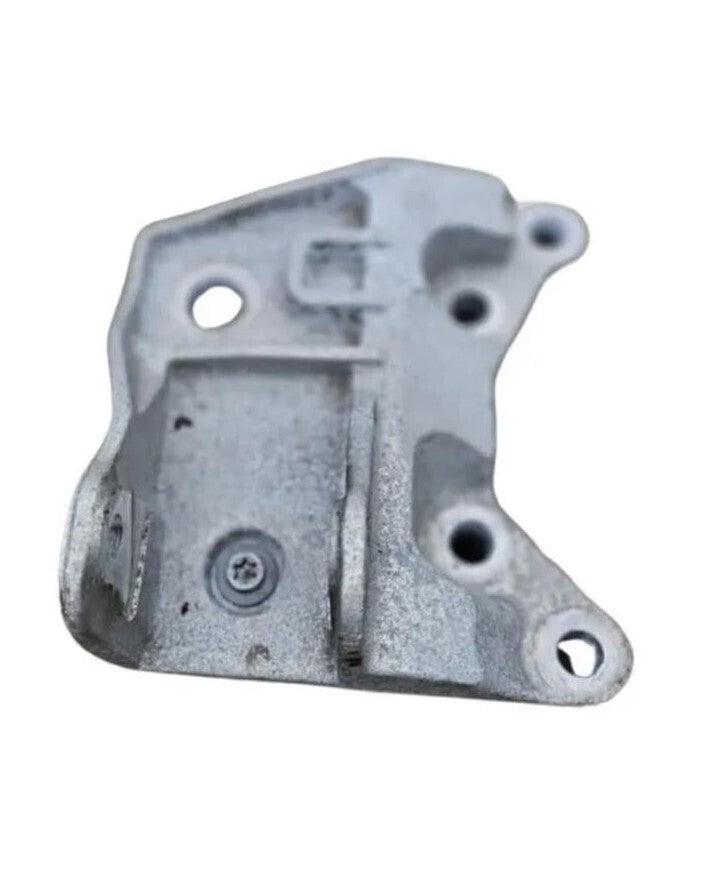 Range Rover Evoque 2.0D L538 2015-2018 RH Engine Mount Bracket GJ32-6P096-AF