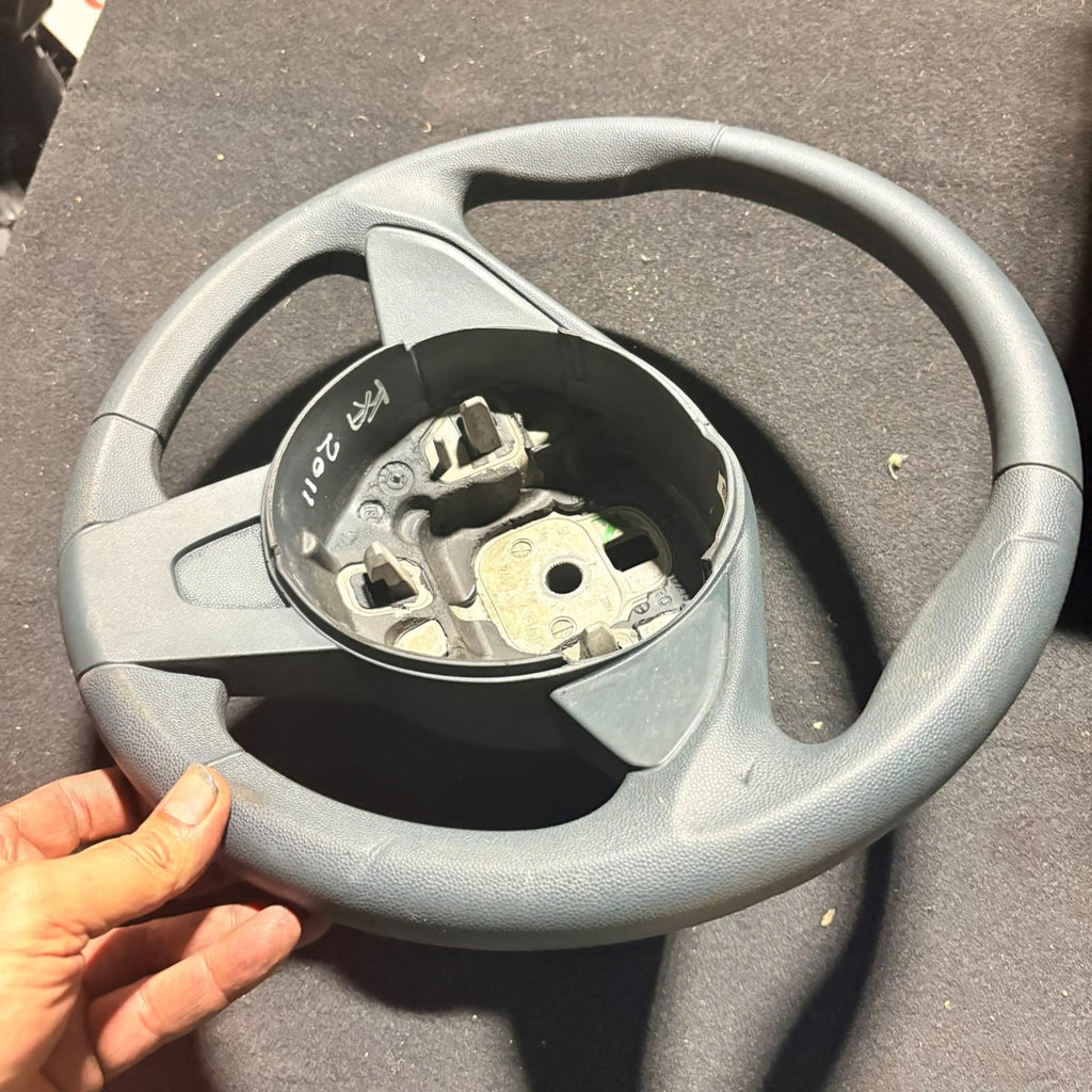 FORD KA MK2 (RU8) 2008-2016 3-DOOR 3-SPOKE STEERING WHEEL TRW 61990120A 1567626