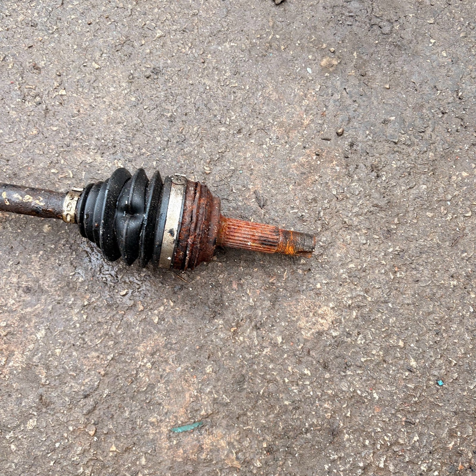 Toyota Yaris MK1 NCP10 08/1999-06/2002 1.3 RH Driver Driveshaft CV Axle 2NZFE