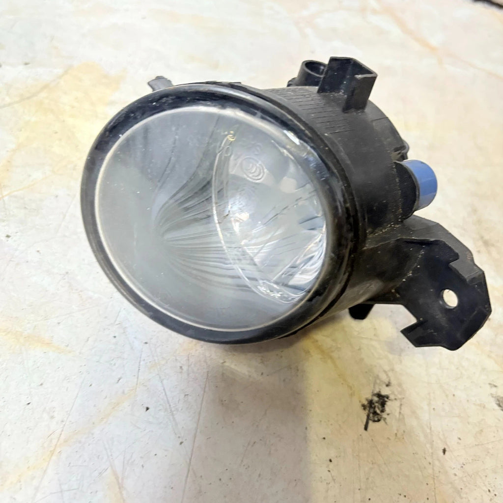 Renault Clio MK3 2005-2012 Drivers OSF Front Fog Light Lens 8200002470