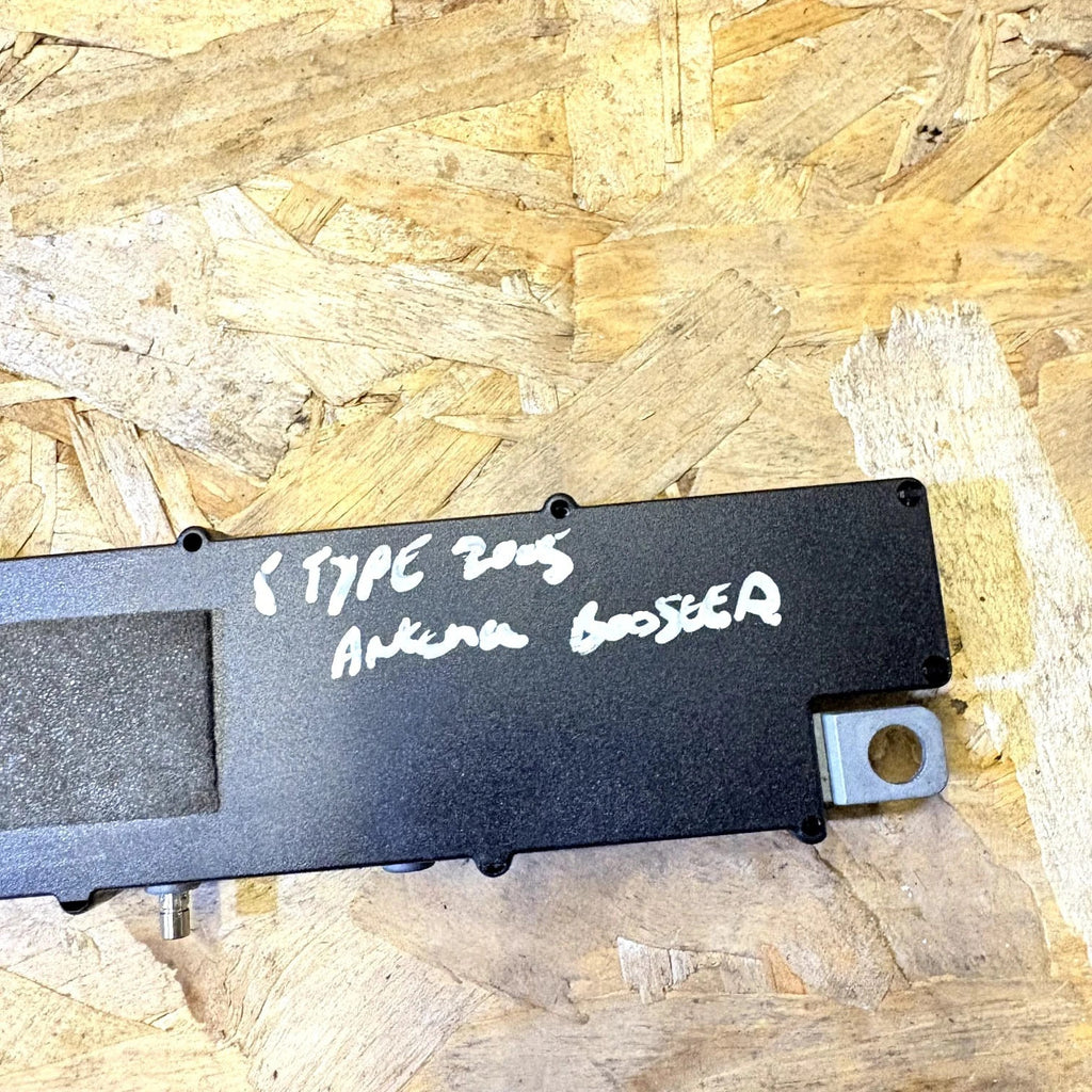 Jaguar S Type Aerial Antenna Amplifier 2R83-18C847-Ac 2.7 D 2005