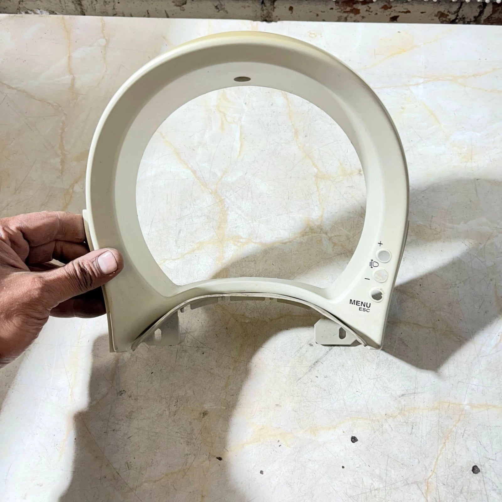 FIAT 500 2007-2015 CREAM INSTRUMENT CLUSTER SPEEDO SURROUND PANEL