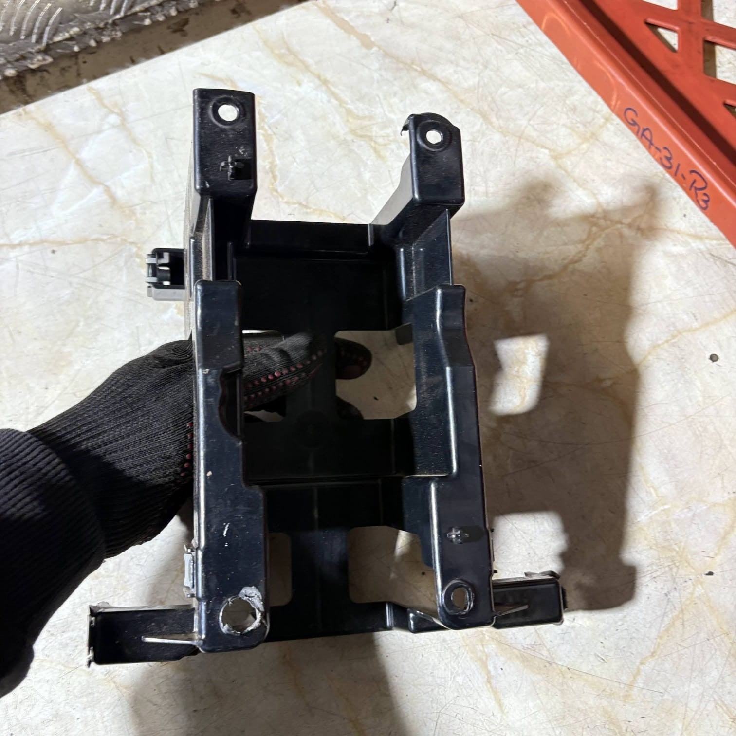 Range Rover Evoque L538 2011-2018 Centre Console Mounting Bracket BJ32-048B38-AA