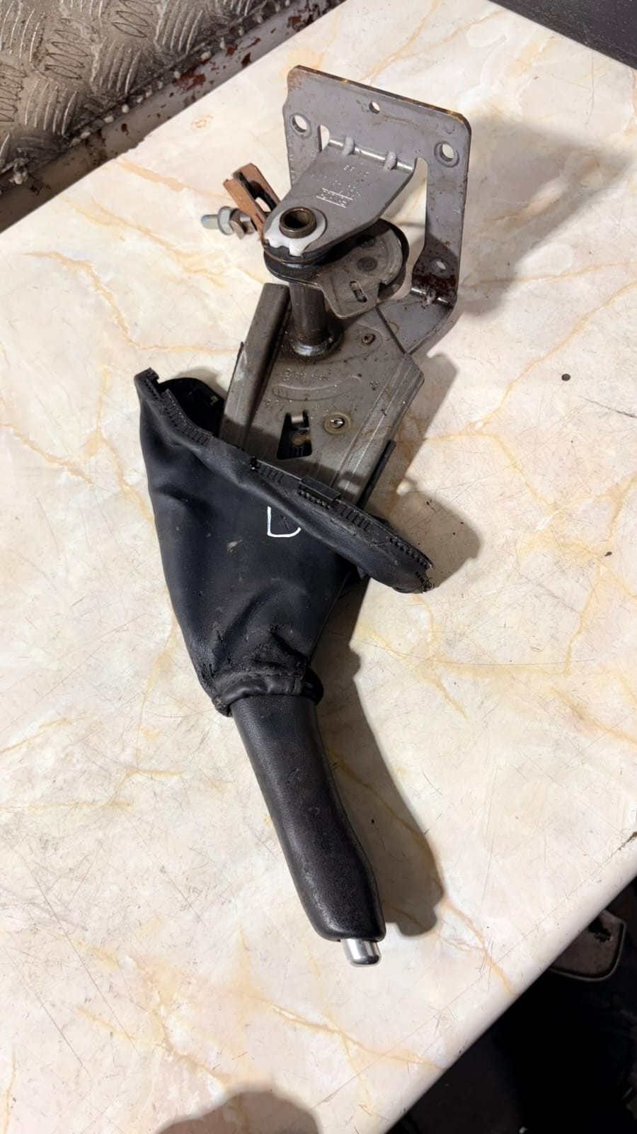 Land Rover Freelander 2 Handbrake Lever Parking Brake Assembly 11319546 06-14