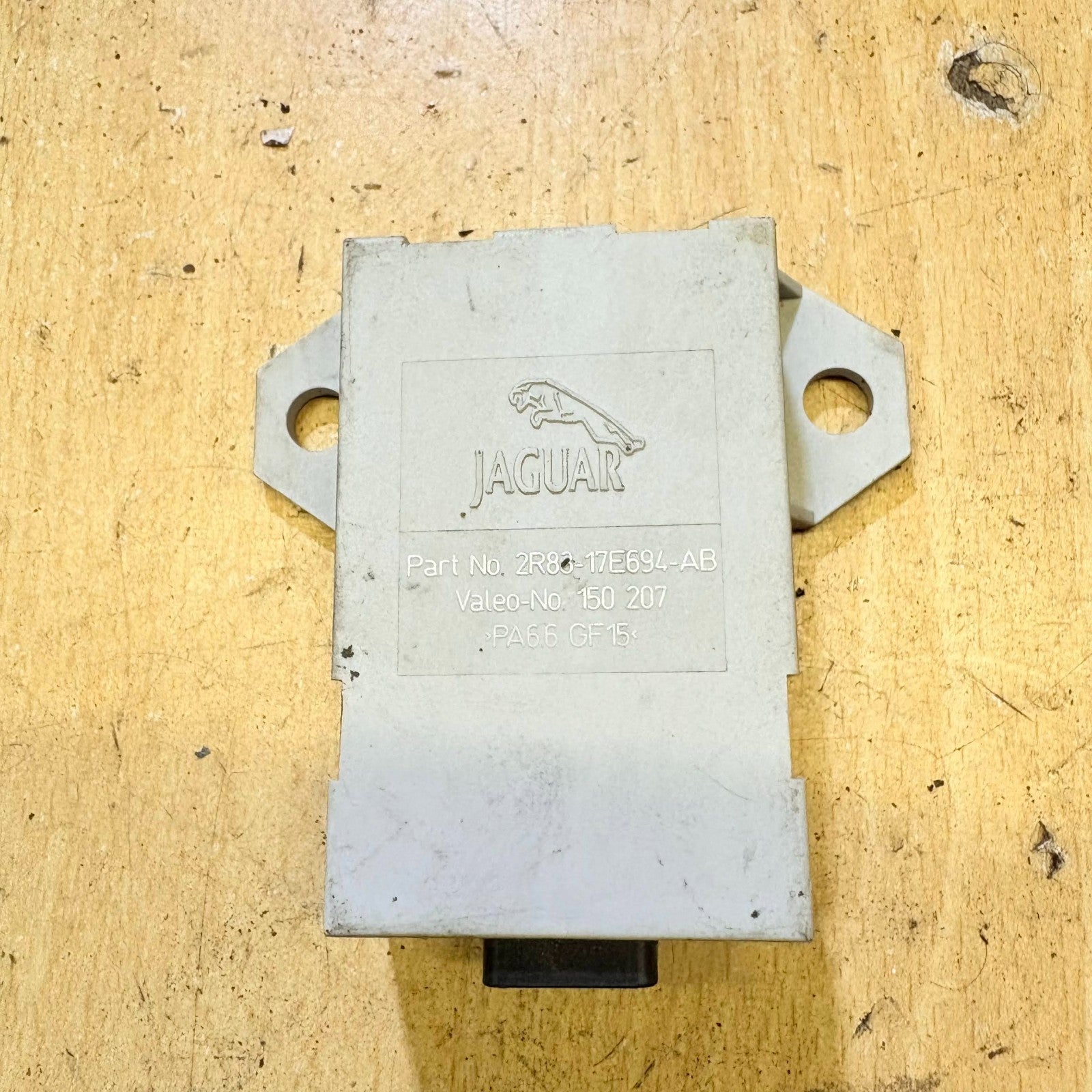 2007 Jaguar X-Type Central Body Control Module 2R83-17E694-AB