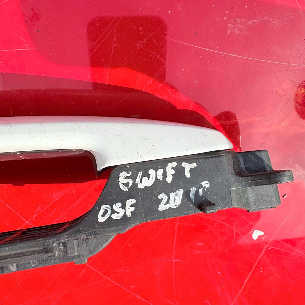 SUZUKI SWIFT DOOR HANDLE WHITE OSF DRIVER FRONT RIGHT SIDE 04-10