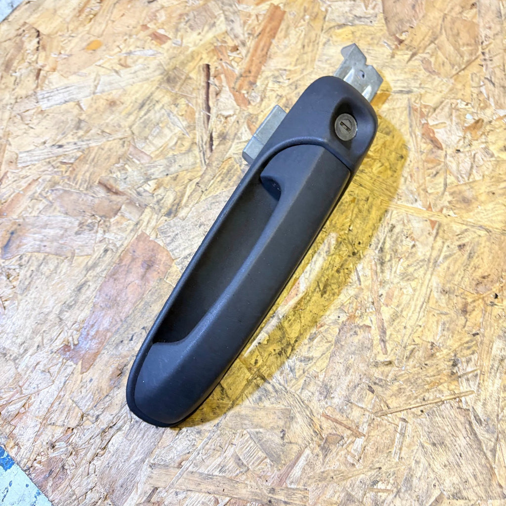 Jeep Cherokee Liberty KJ 2002-2007 Front Left Exterior Door Handle 55360333AF