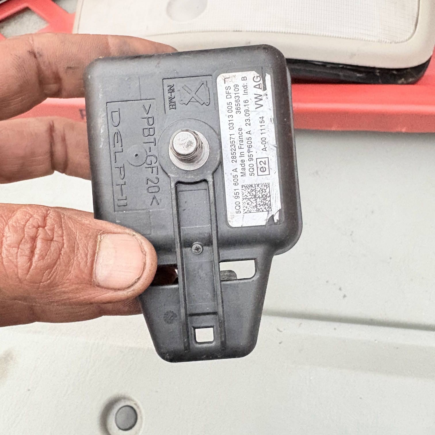 Audi A3 Q3 TT Seat Leon Skoda Octavia VW Golf Alarm Siren 5Q0951605A 2013-2024