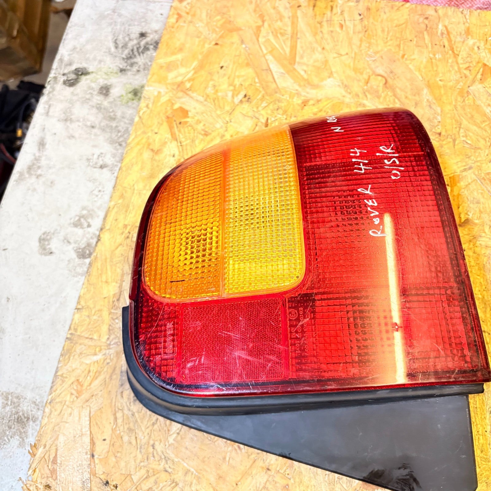 ROVER 414 1995-1999 5DR REAR TAIL LIGHT DRIVERS SIDE OFFSIDE REAR