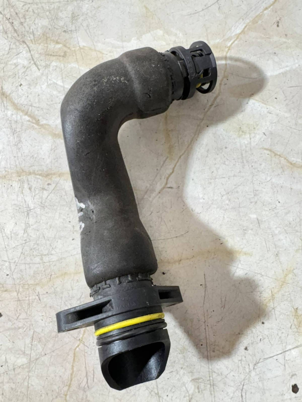 Mercedes-Benz Vito Viano W639 2017 Breather Pipe Hose Line A6110100082 AMD180453