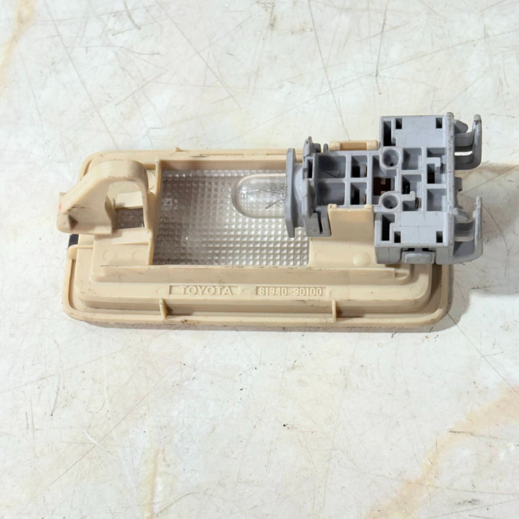 81340-30100 Lexus IS250 IS350 XE20 Sun Visor Vanity Mirror Light Lamp 06-13