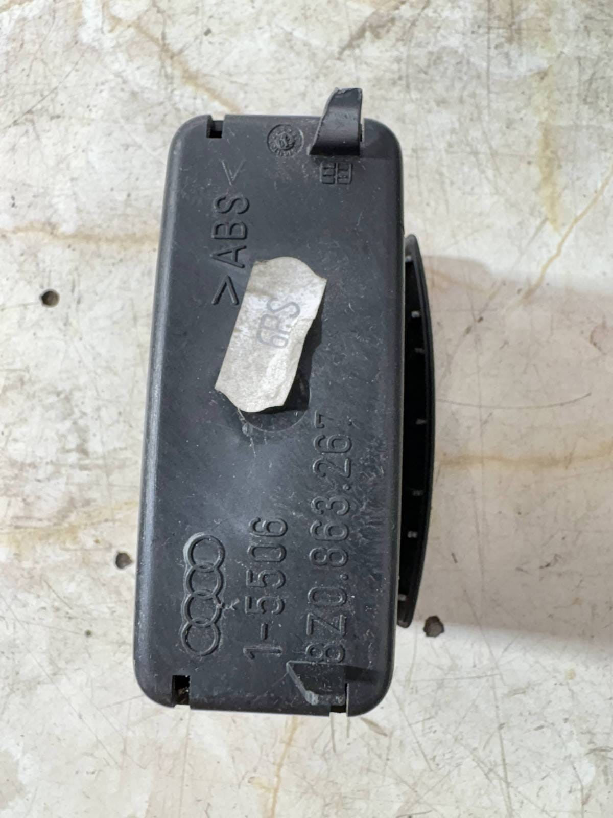 Audi A2 2000-2005 Black Rear Centre Console Cubby 8Z0863267