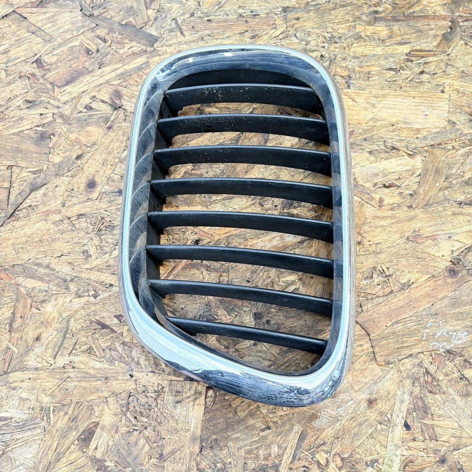 BMW X5 E53 Radiator Grille 51138247674 3.00 Diesel 135kw 30584482