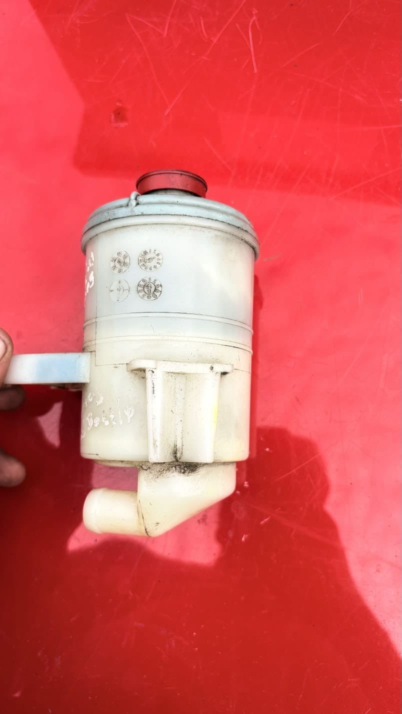 Honda FR-V 2004-2009 2.2 i-CTDi Power Steering Fluid Reservoir Tank