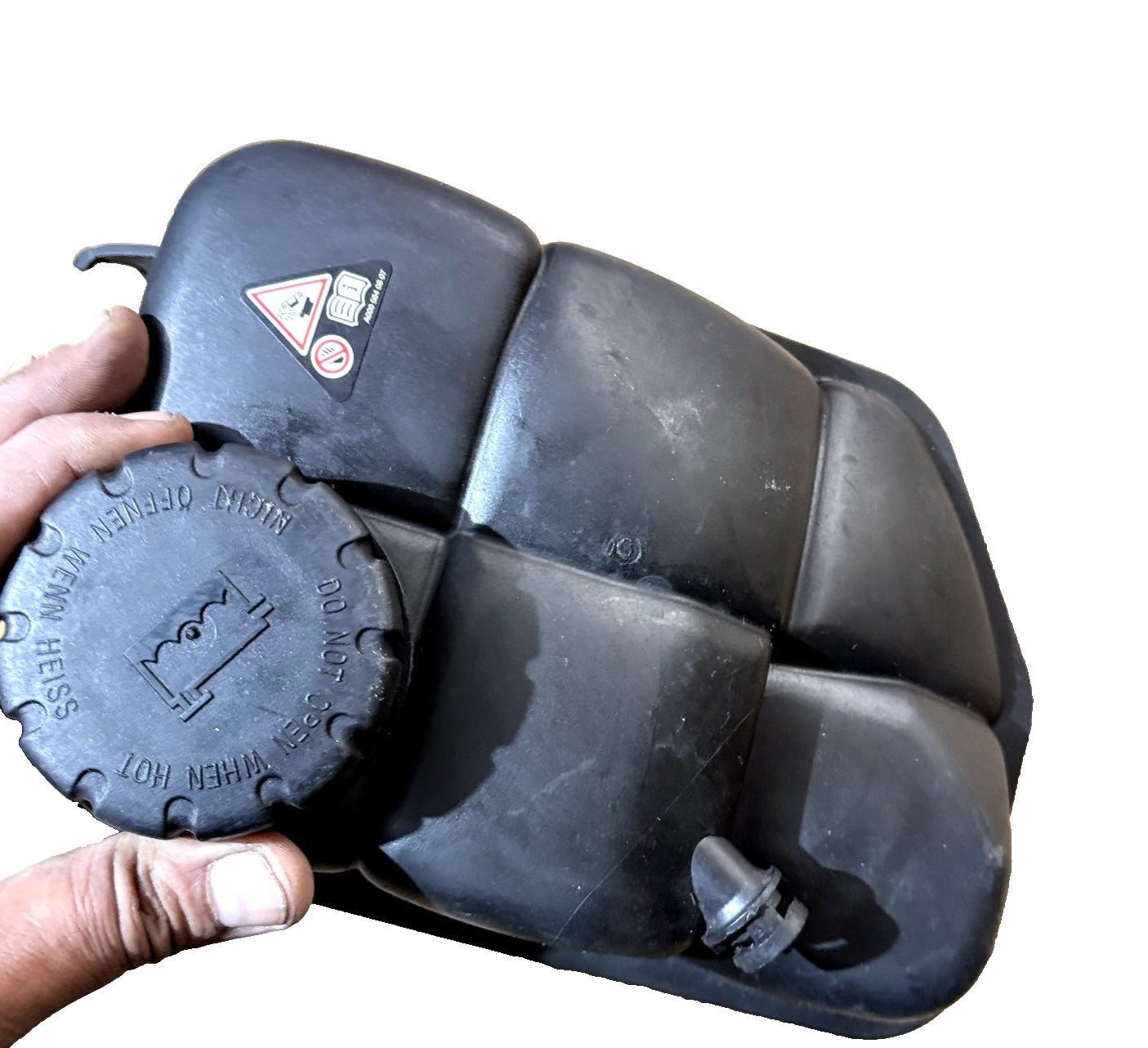MERCEDES-BENZ E CLS Class W211 W219 Coolant Expansion Tank A2115000049 2006