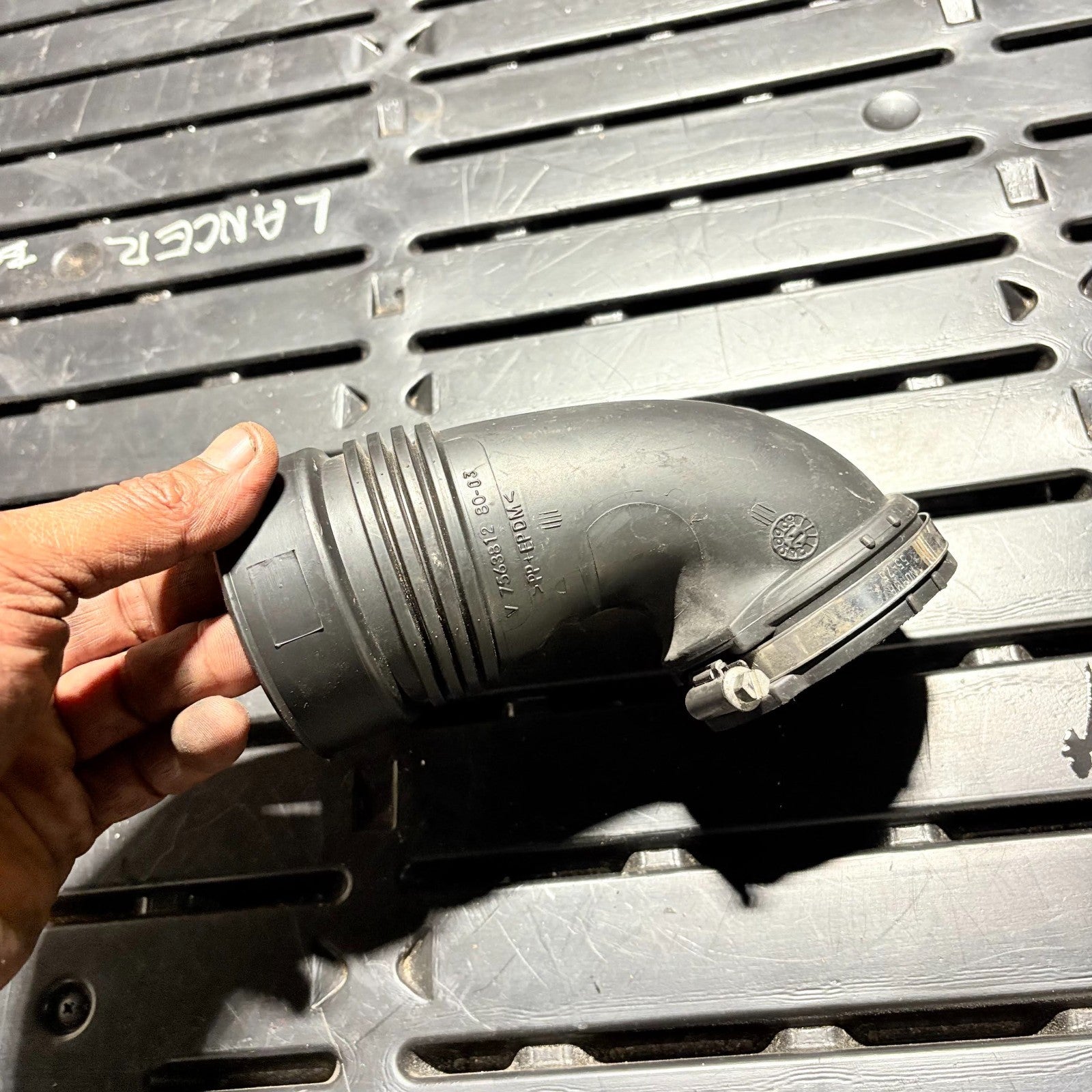 MINI COOPER 2006-2013 R56 AIR INTAKE AIR FILTER PIPE HOSE 7563812