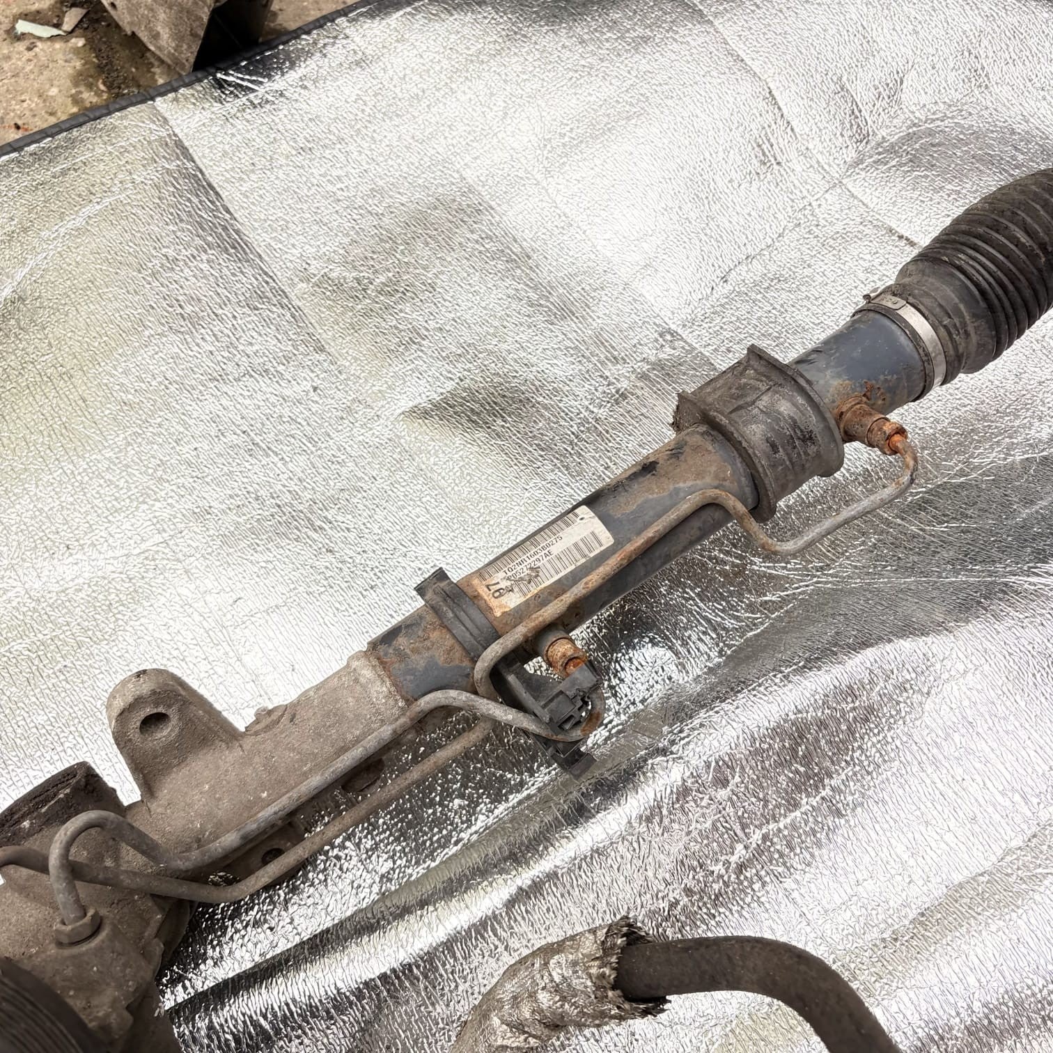 2004-2005 Chrysler PT Cruiser Export Power Steering Rack & Pinion P05272297AE