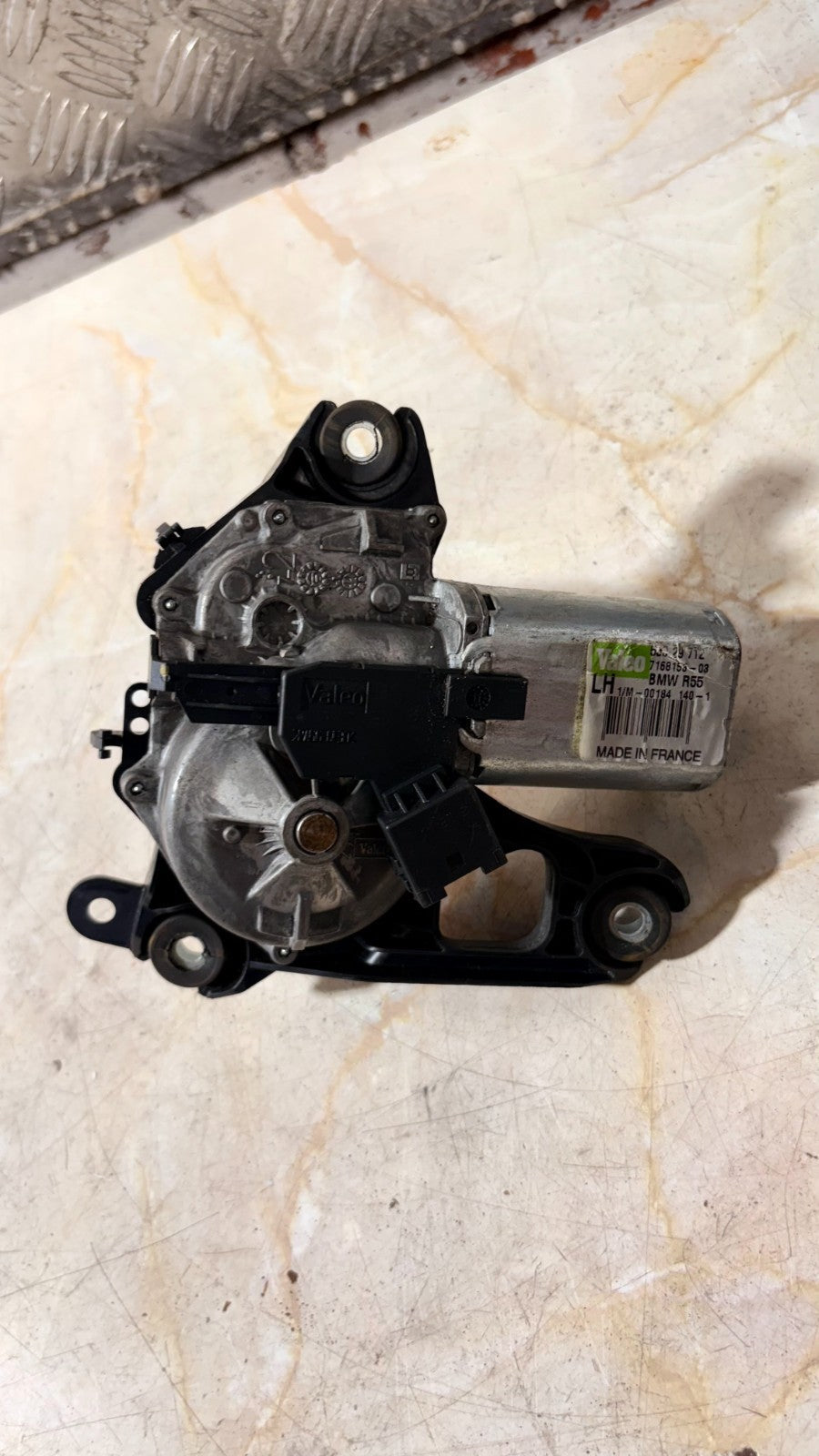 2011 MINI COOPER CLUBMAN R55 REAR PASSENGER SIDE WIPER MOTOR 7168153-03