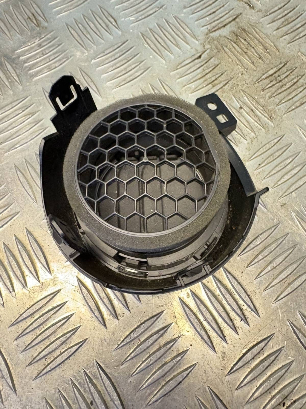 NISSAN MICRA K14 2017-2023 OSF-DRIVER SIDE DASHBOARD AIR VENT GRILL 09061109