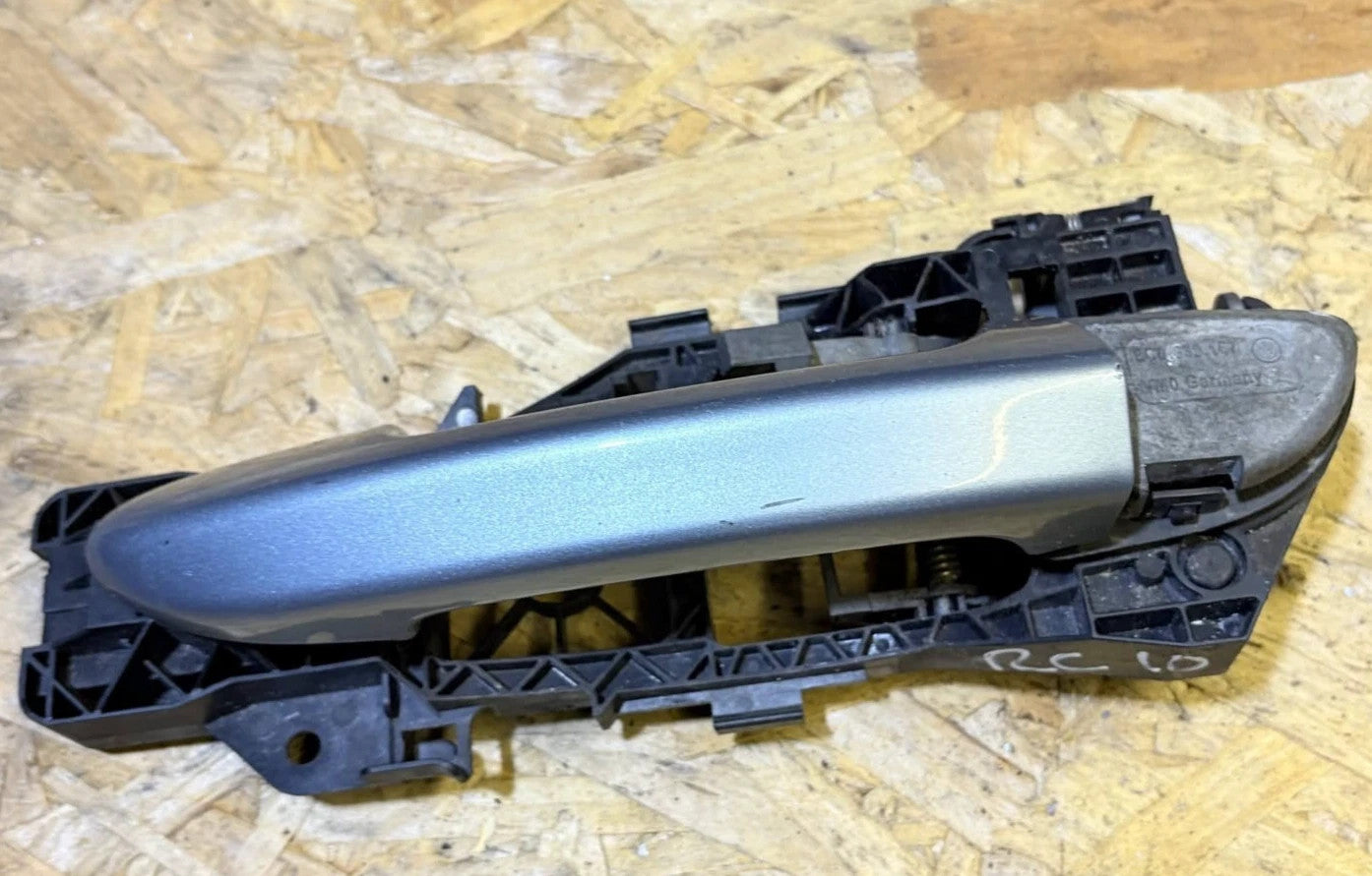Volkswagen PASSAT B6 2007 Passenger rear door exterior handle 3C0839167
