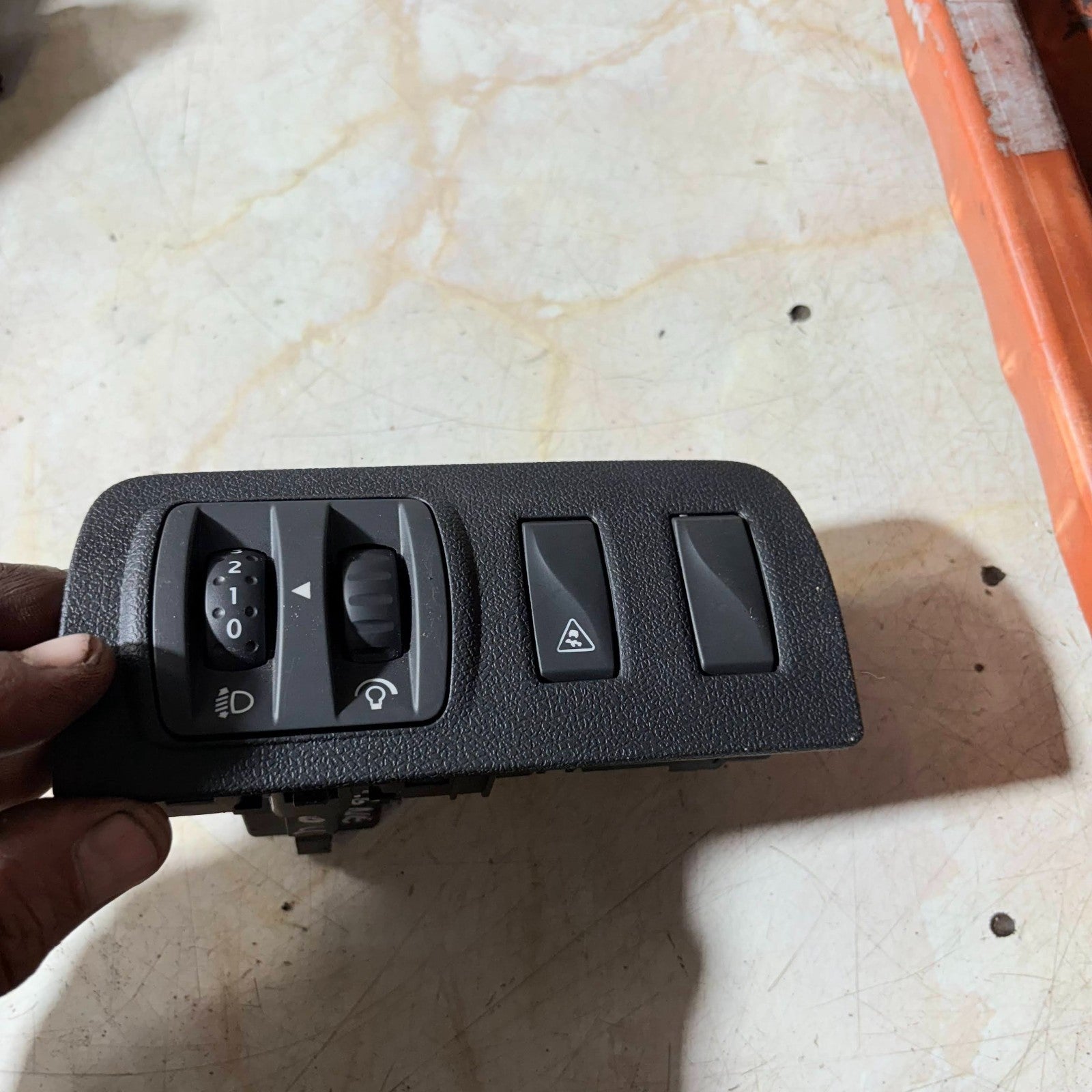 RENAULT MEGANE MK3 2008-2016 FRONT HEADLIGHT LEVEL ADJUSTMENT CONTROL SWITCH
