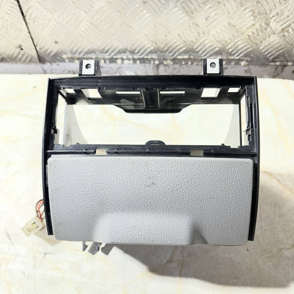 MERCEDES SPRINTER CENTRE ASHTRAY CUP HOLDER 9066800558