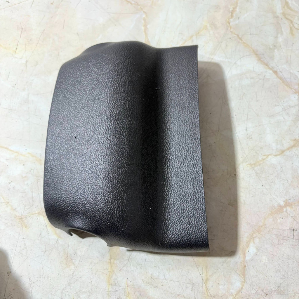 HYUNDAI i10 2015 STEERING COLUMN SURROUND TRIM COVER B9848-52000