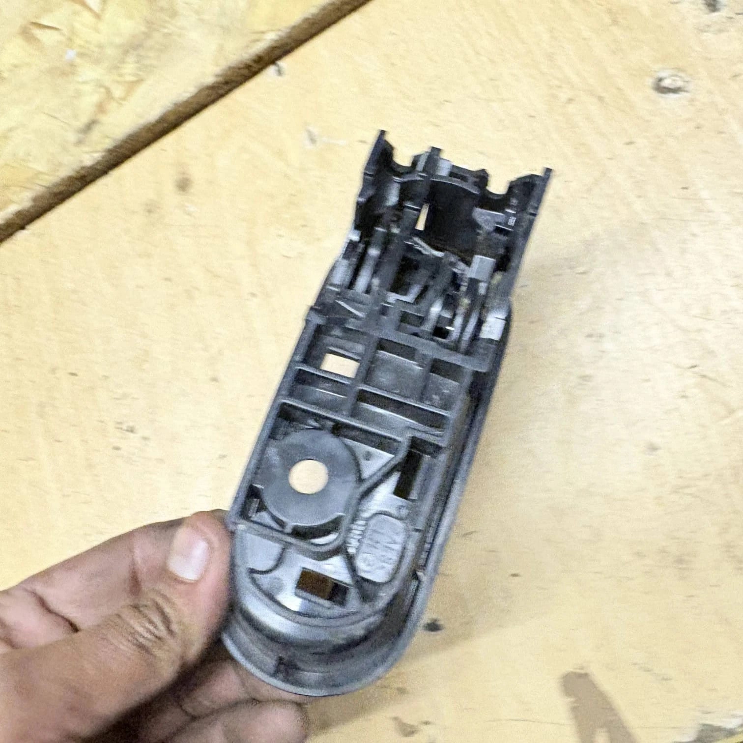 440519 Passenger Front inner door handle MAZDA 2 LIM. (DE) 1.3 ACTIVE 2013