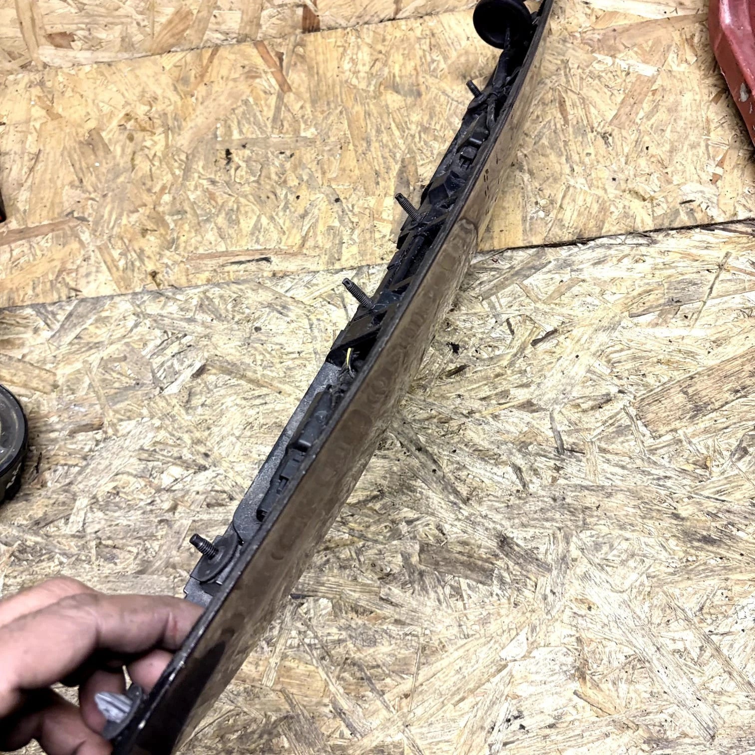 Nissan Note 2012 Volkswagen 2K 1.6 TDI 2K0827574F041 Rear Back Door Grip Molding