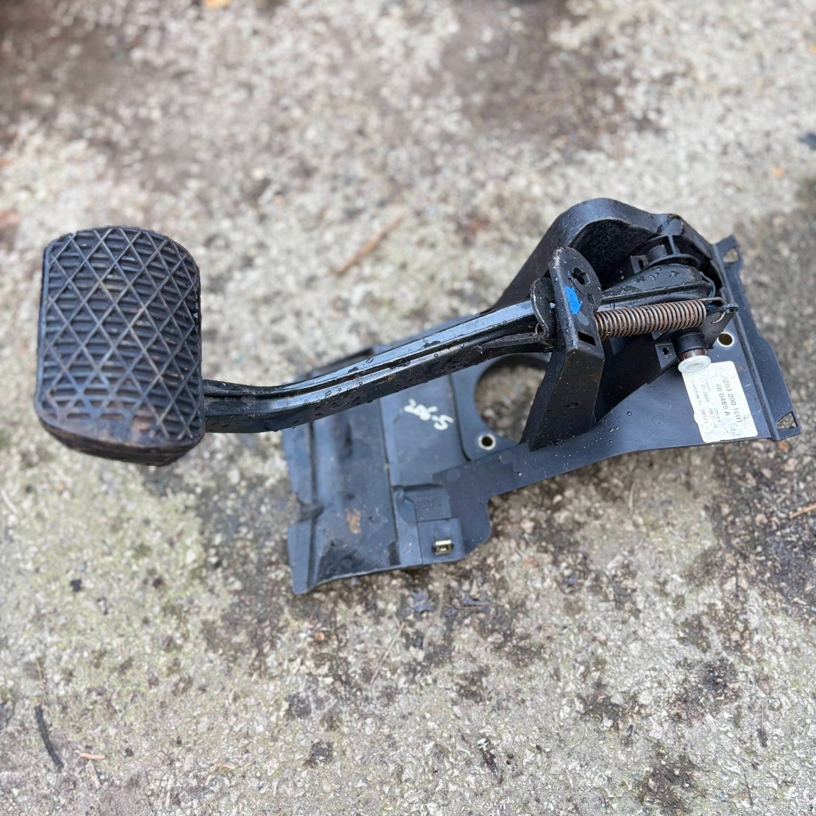 FOR MERCEDES C-CLASS W203 2000-2007 AUTOMATIC BRAKE PEDAL A2036891008