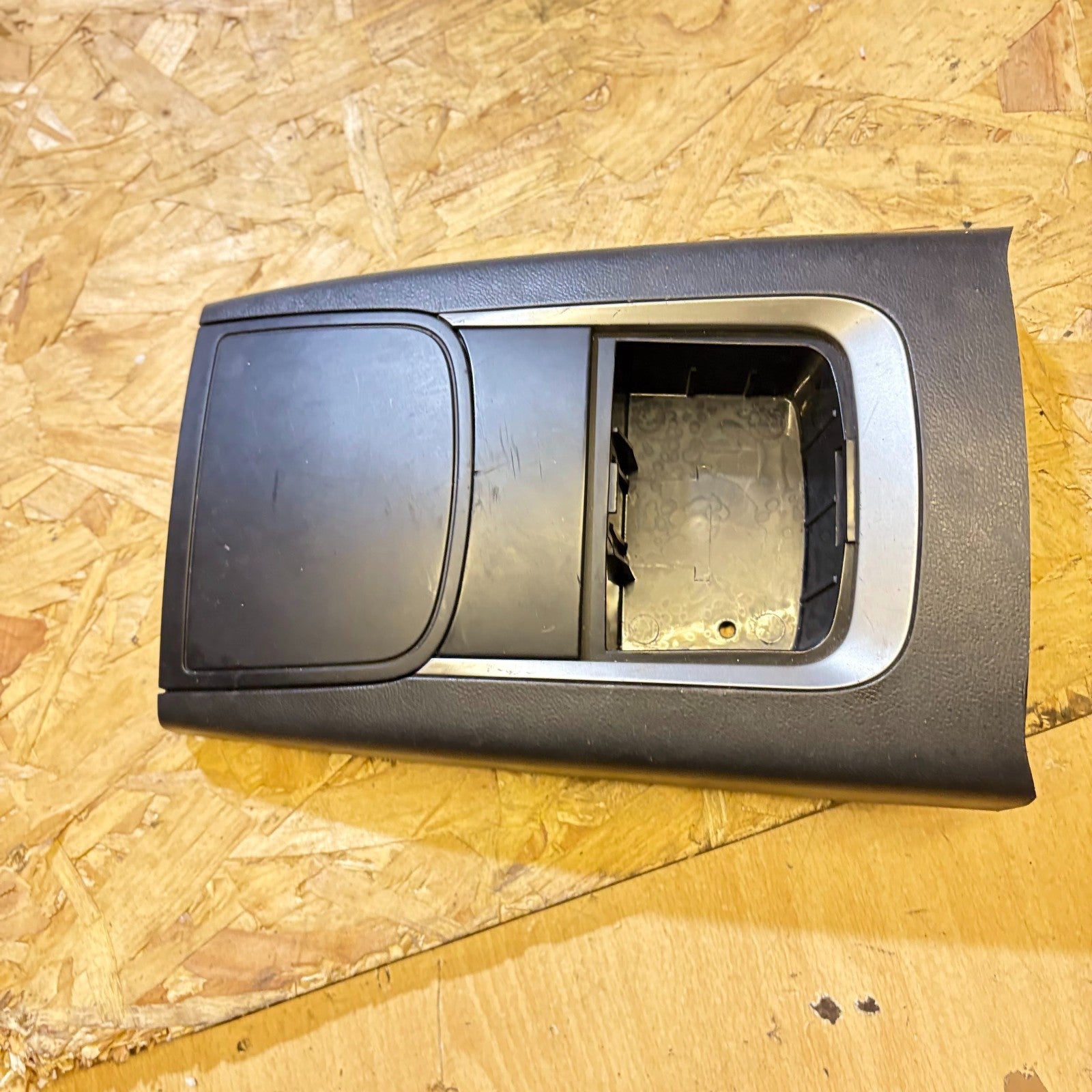 2012 MG Centre Console Trim SAIC MOTOR 30001850