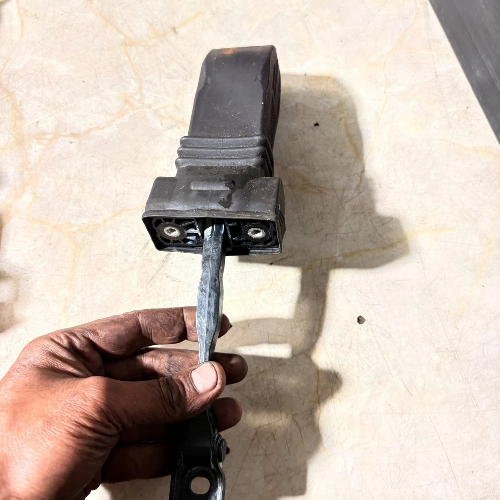 Audi A1 8X 2010-2018 Rear Right Door Check Strap Hinge 8T0837267A