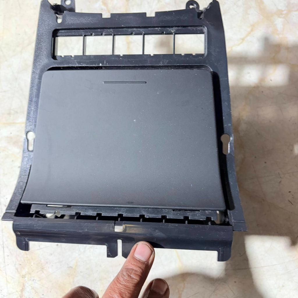 VW Golf Mk6 Front Ashtray 12V Cig Lighter 5K0857961 2009-2014 Eos Scirocco