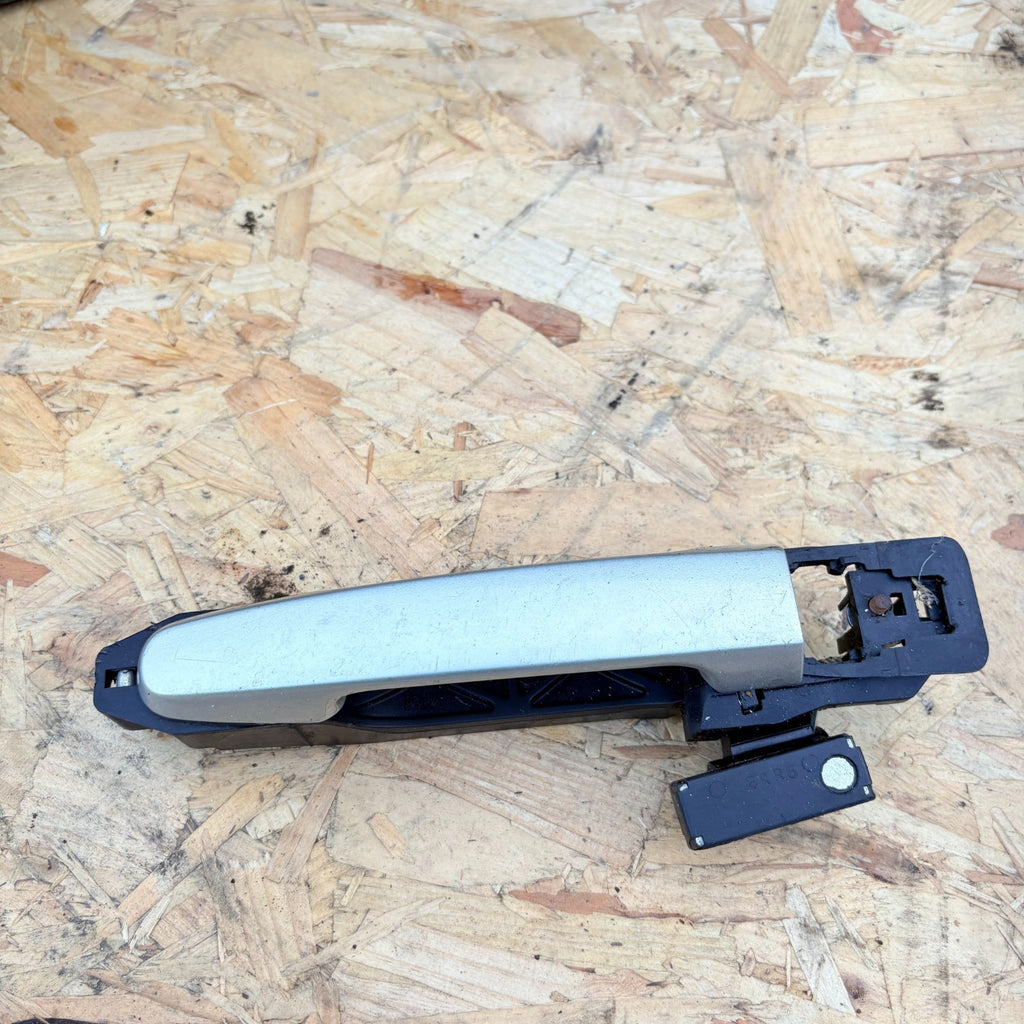 TOYOTA COROLLA E12 2006 LHD REAR RIGHT DOOR EXTERIOR OUTER HANDLE