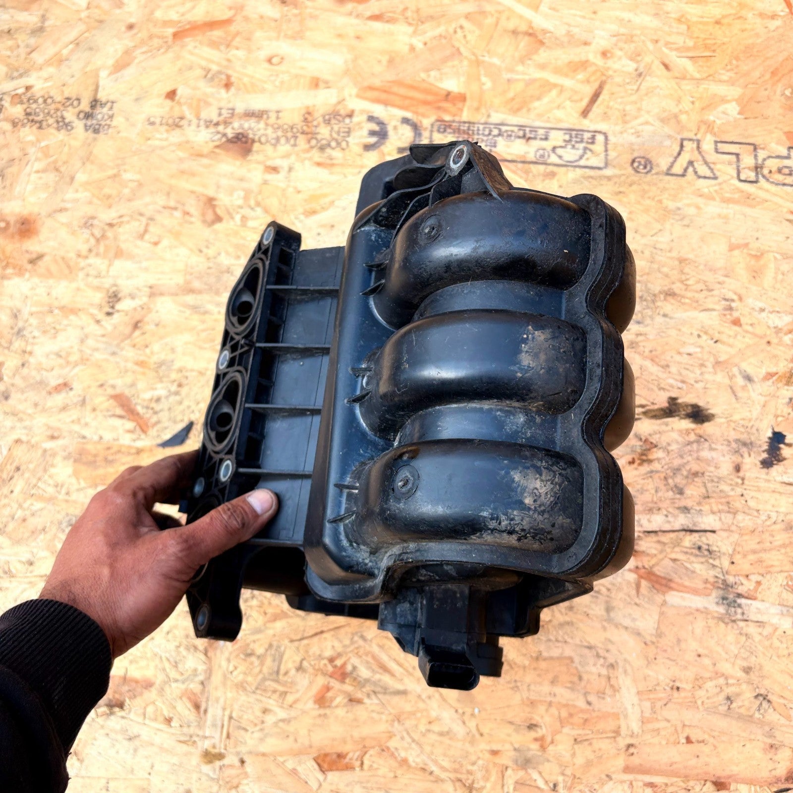 VOLKSWAGEN POLO 2009-2015 INLET MANIFOLD 1.2 PETROL 03E129711F