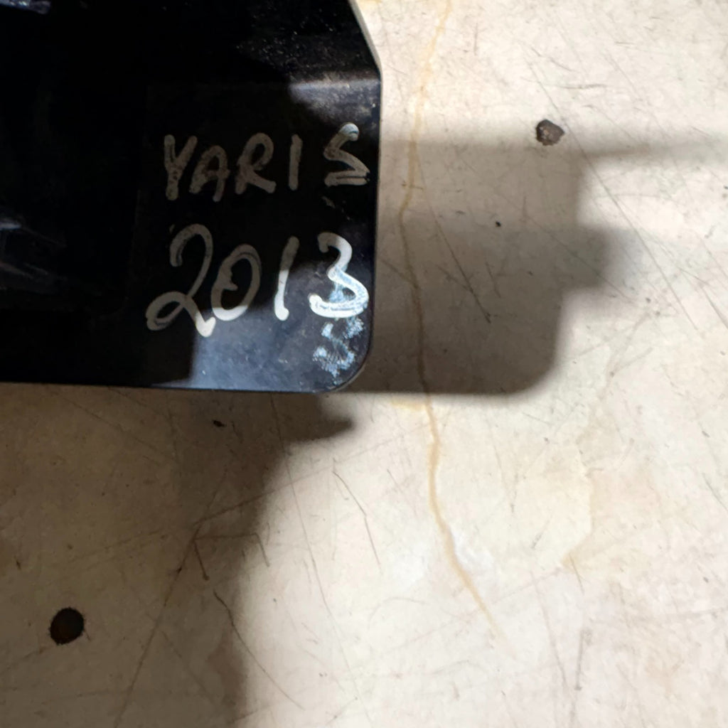 TOYOTA YARIS XP130 2012-2021 Interior Fuel Fill Door Cap Release Open Handle