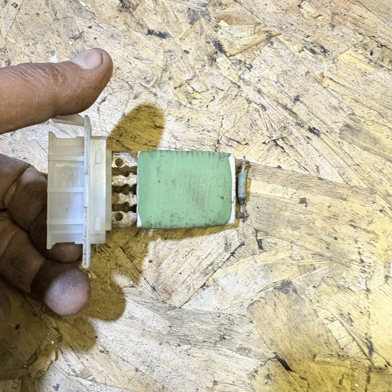 HEATER BLOWER RESISTOR FOR SKODA OCTAVIA II SUPERB II YETI EOS 1K0959263A