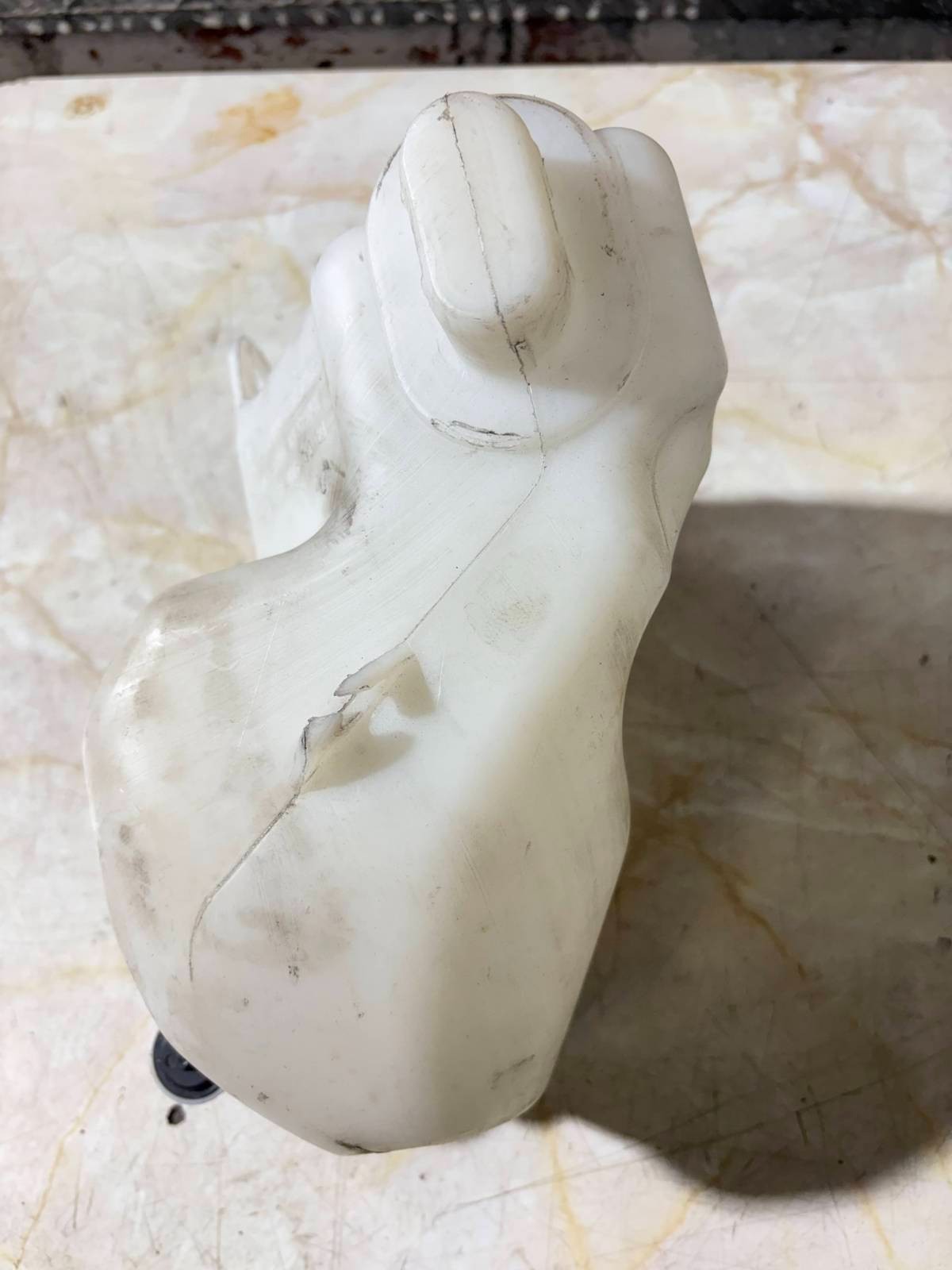 2009-2016 CITROEN DS3 WASHER BOTTLE 968398868000