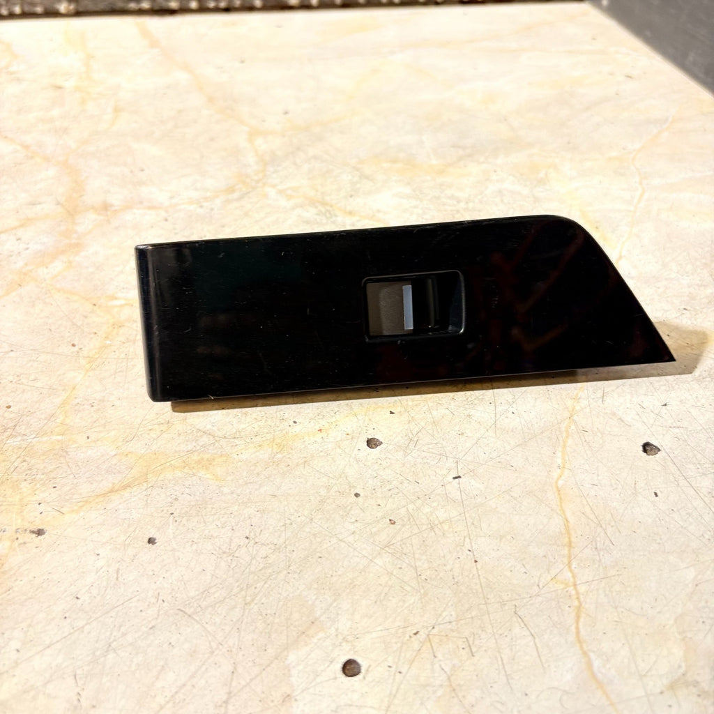 RANGE ROVER EVOQUE L538 2011-2018 WINDOW SWITCH FRONT PASSENGER SIDE BJ3223878E