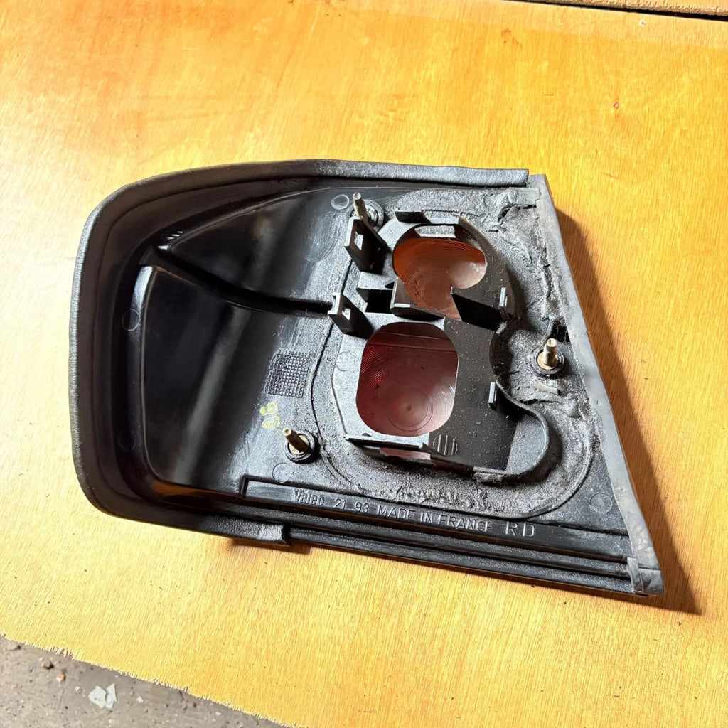 Nissan Primera P10 Saloon 4 Door 1990-1996 Right Outer Rear Tail Light Lamp RH