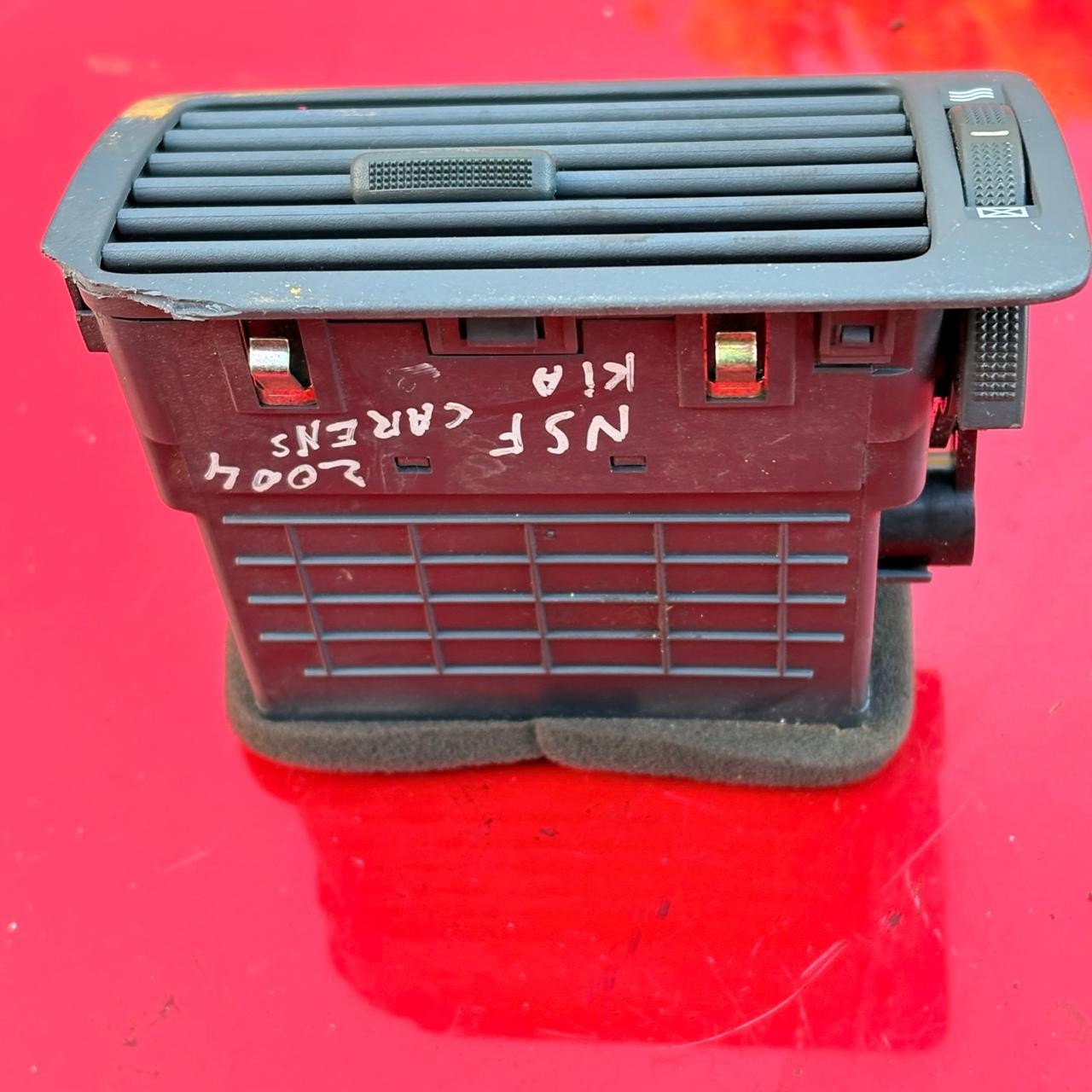 KIA CARENS MK1 DASHBOARD AIR VENTS NSF PASSENGER 1999-2005