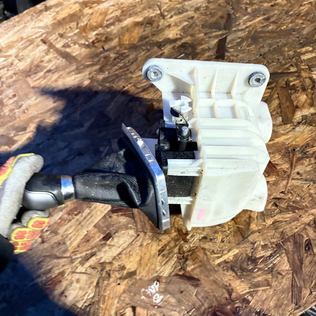 FORD C MAX 5 SPEED MANUAL GEAR BOX SELECTOR 2004-2010