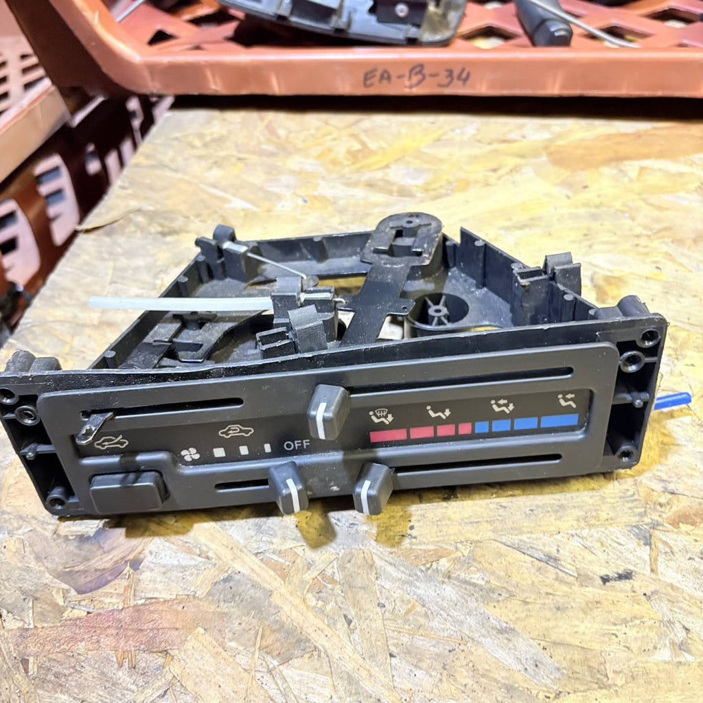 Toyota Hiace H200 Heater Climate Control Panel Slider 2014 8112000-01R E6010600