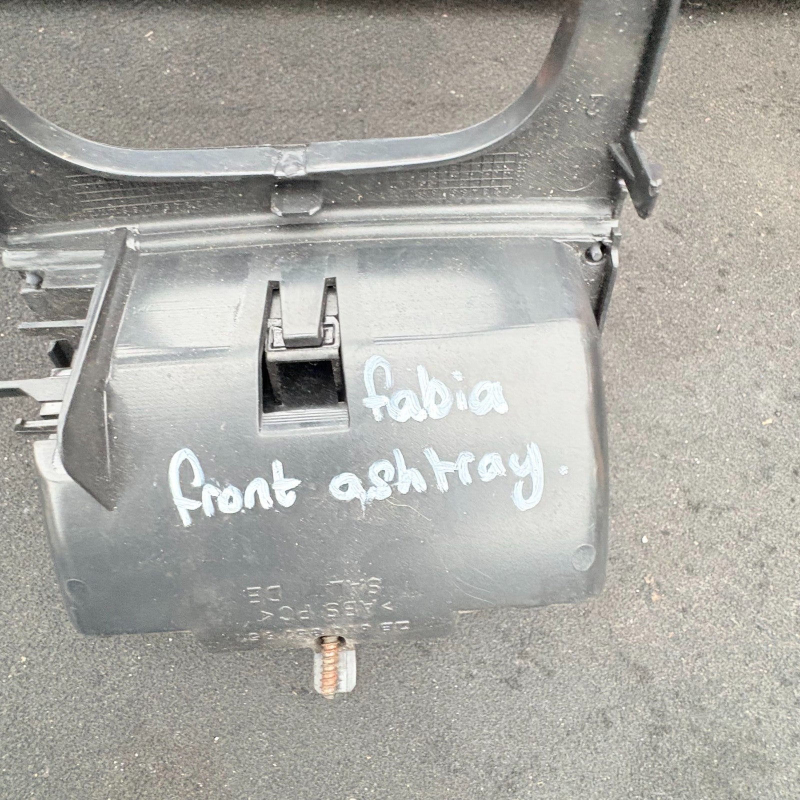 Skoda Fabia Gearstick surround with covered ashtray ZB-6Y0-857-951 2000-2007