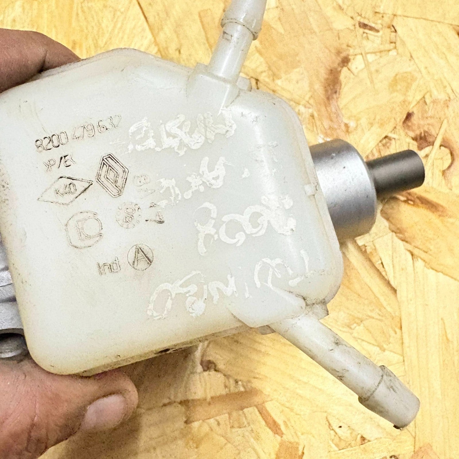 RENAULT TWINGO 2007-2008 BRAKE MASTER CYLINDER 8200479632